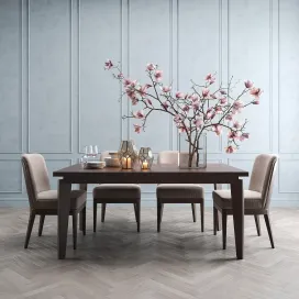 Angled leg expandable table